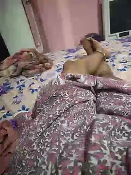radharani722 现场XXX聊天