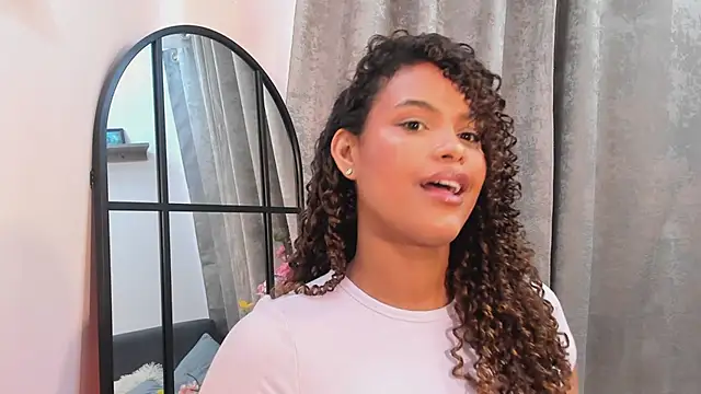 Amelia_bss XXX чат на живо