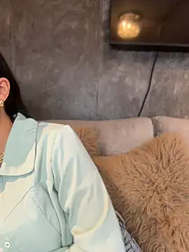 AbyThompson Adlı Modelin Canlı XXX Sohbeti