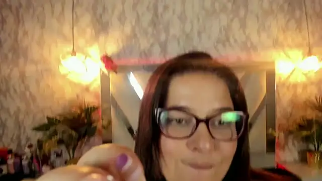 Živý XXX chat Kataleyamilf69_