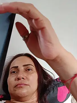 Amanda39 - Toy control for 10 minutes