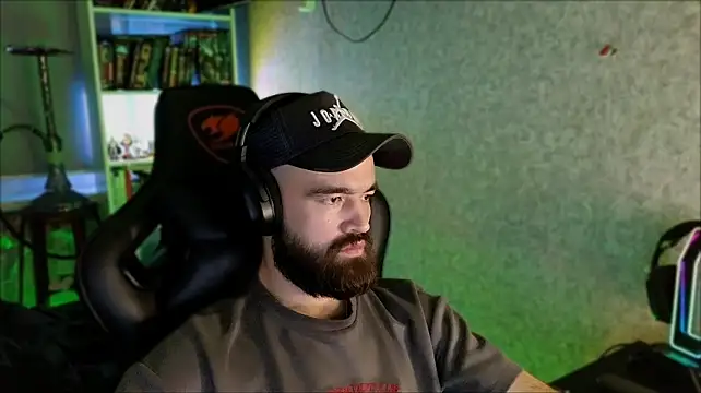 Živý XXX chat _Serious_Man