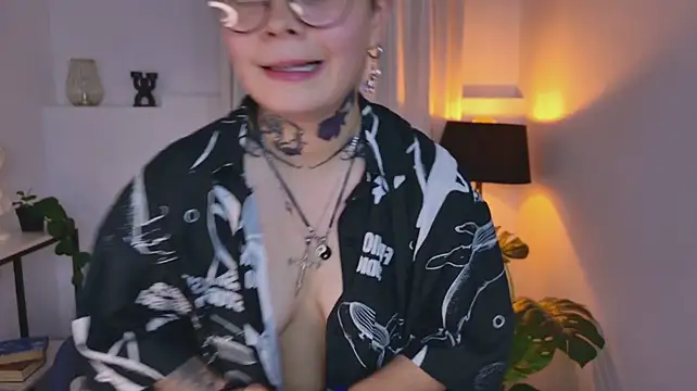 צ'אט XXX בשידור חי של Kitty_Ollive