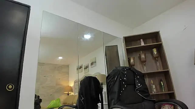 Alana_johnson_0 - SHAKING ASS