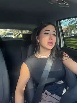 MiaFoxie_ - SPIT BOOBS & FUCK ME SO HARD TILL I SQUI