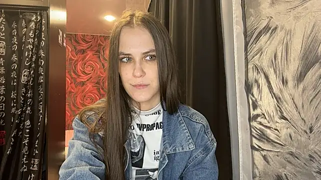 MayeRutley Chat XXX live