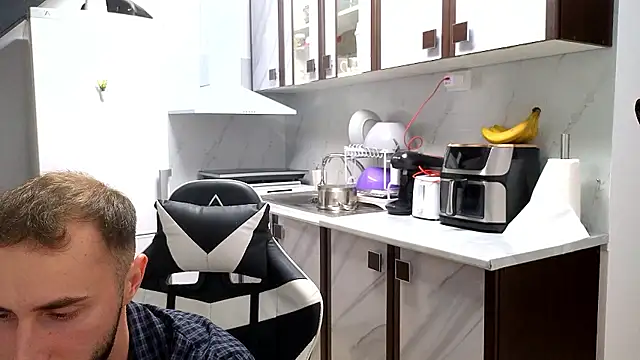 Chat XXX ao vivo de RyanStorm_