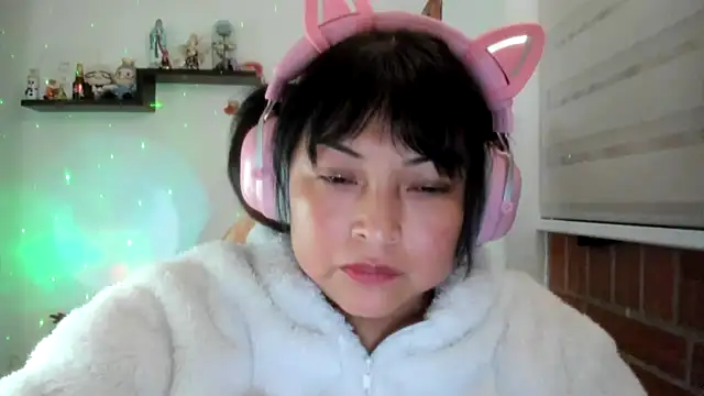 Shaddycute_ Chat XXX in diretta