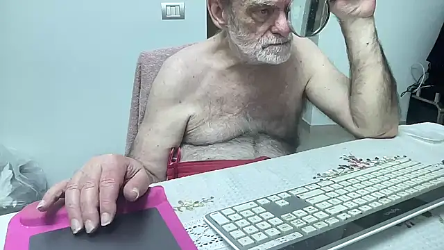 coach-karl live XXX chat