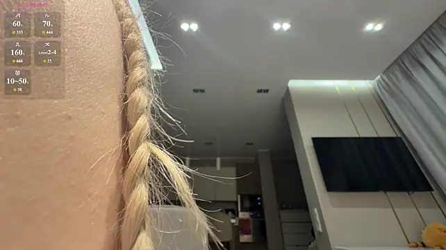 Avroramey - Slapping booty