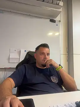 Czat XXX na żywo – snayperm123
