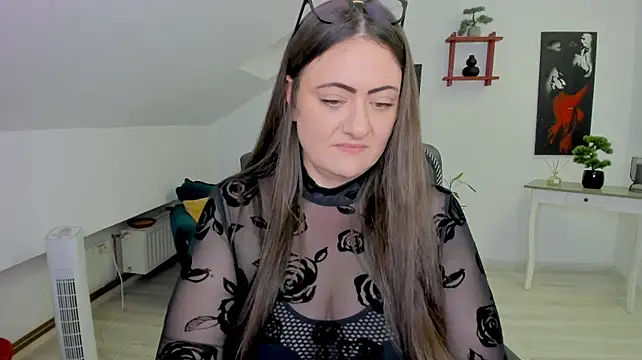 Chat XXX en directo de MistressDarrah