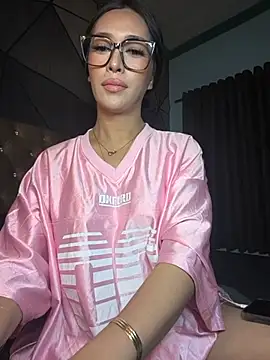 Jasmine_Elcock – Live XXX-chat