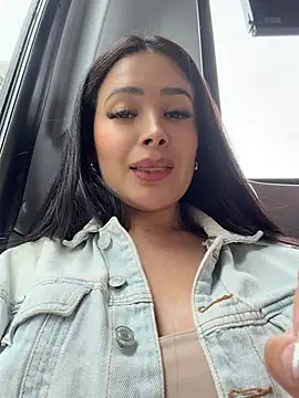 Sara_fun Chat XXX live