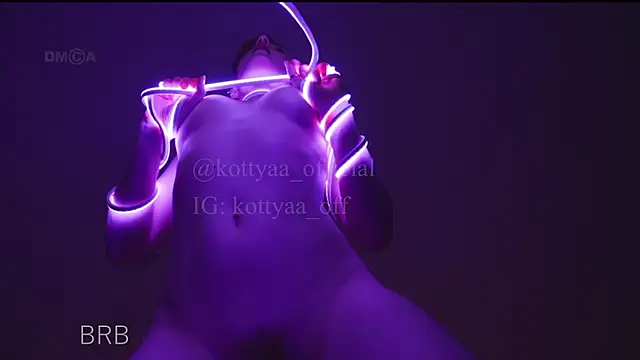 -Kottyaa-: онлайн-секс-чат