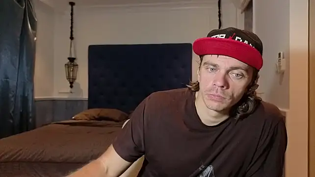 Marrymeplz Show Webcam