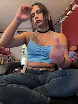 XXX chat uživo modela TranSexualJade95