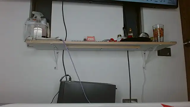 XXX chat uživo modela Chemist_cano69