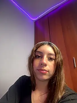 GabbySweett_ - Pussy oil and spread 🍭💧