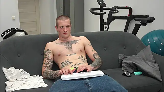 Show modela Igor_Wilde na web-kameri