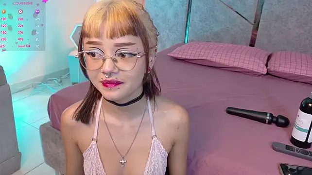 Sateh_and_Hikary - FUCK IN DOGGY + PLUG