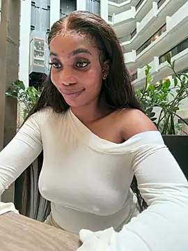 ___Nessa - Boobs out&squirt here in public