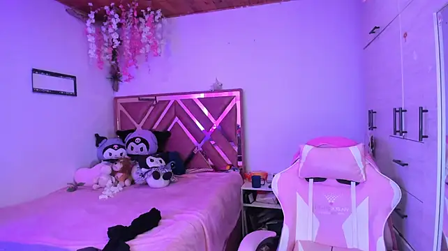 little_emma0 现场XXX聊天