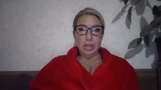 Živý XXX chat fox_red_lady7