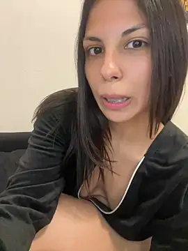 دردشة Vickymoons الجنسية المباشرة