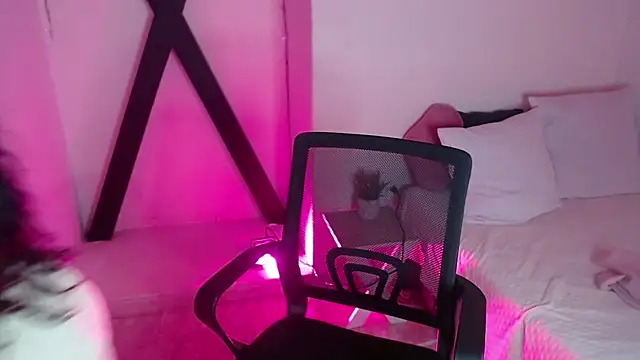 Tishar_Gous' Live XXX Chat