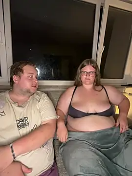 CurvyPaar2 – Live XXX-chat