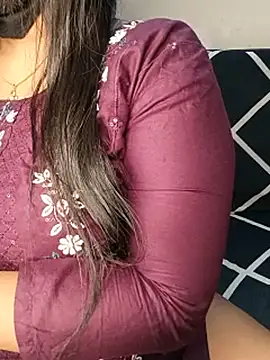 SSiya- - Ice cubes on boobs