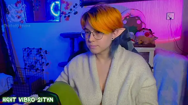TrickyKitsune – Naživo XXX chat