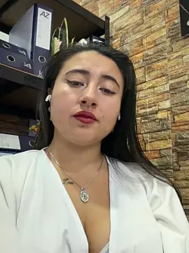 _Sarah-Office1n Live XXX chat