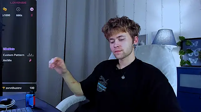 Thomas_Norton's Live XXX Chat