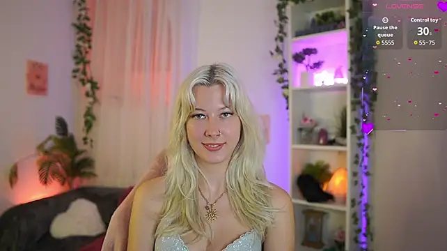 EmilySwann_ élő XXX-chatje