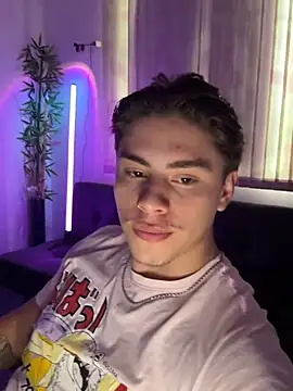 Czat XXX na żywo – Giordano_Russo