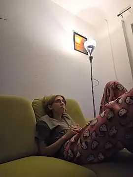 Badbitch_German_Badass Chat XXX in diretta