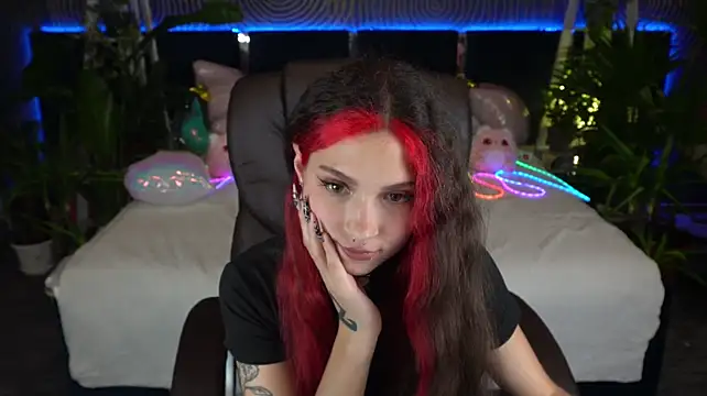 Chatroom XXX en direct de BabyFlowerr