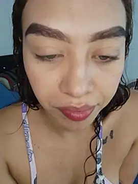 Chat +18 de ritzabeth_daniel ao vivo