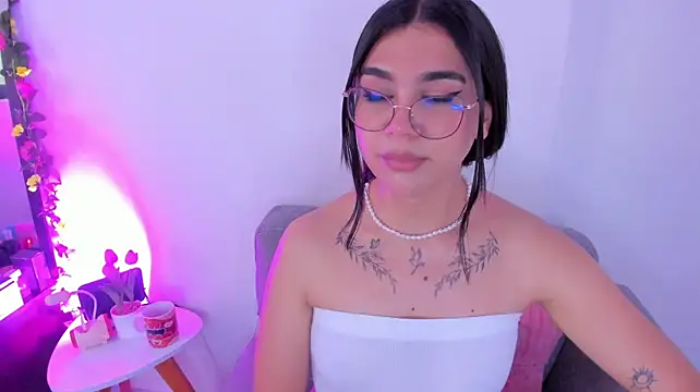 RoseCassie Chat XXX in diretta
