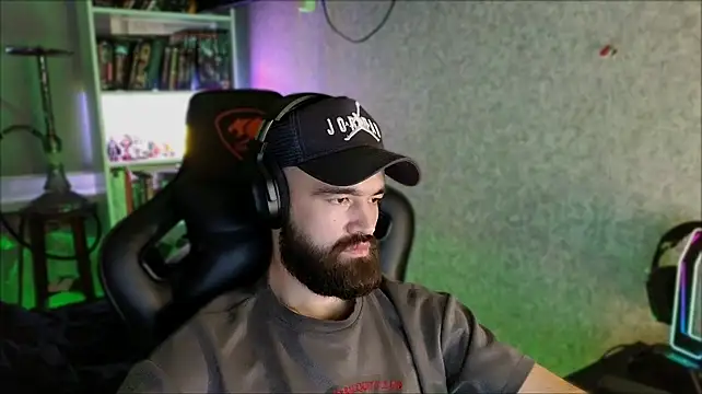 Chat +18 de _Serious_Man ao vivo