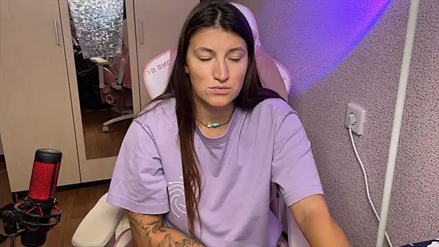 XXX chat u živo modela Katrin__kiss