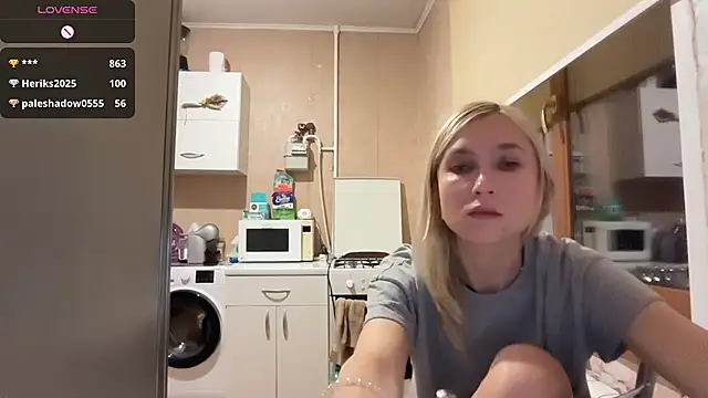 AngelJeni Chat XXX in diretta
