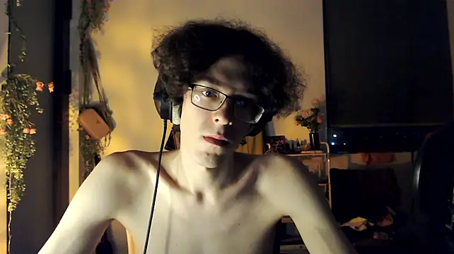 Chat XXX en directo de LovesomeCookie