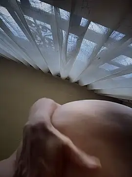 Chatroom XXX en direct de MARILYNKOVANOVA