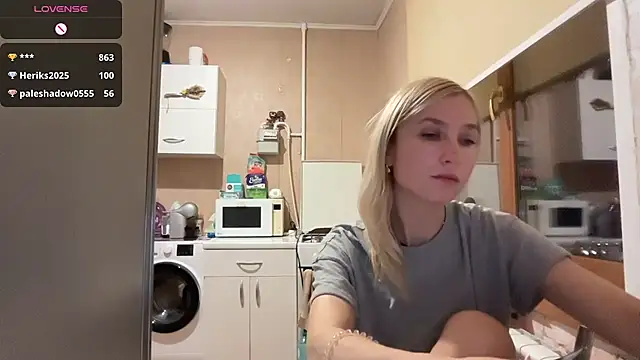 AngelJeni's Live XXX Chat
