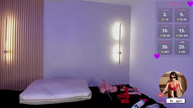 Liah_cleir - 🔥Oil my boobs and play with nipples