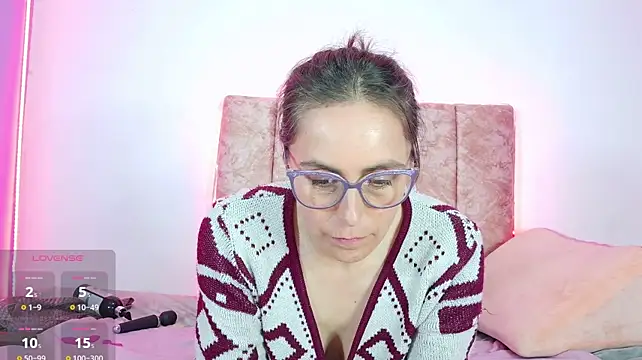 Ava_Raye - Write name and boob