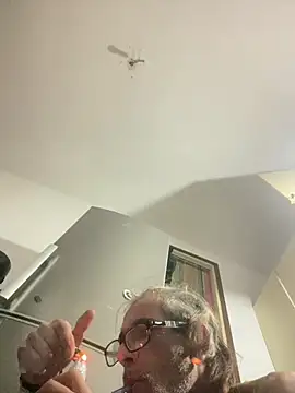 crisfootlicker Adlı Modelin Canlı XXX Sohbeti
